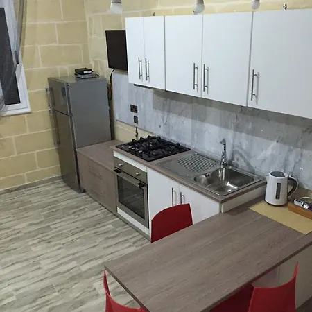 Apartments, Triq Il-kurcifiss, L-isla سنجليا