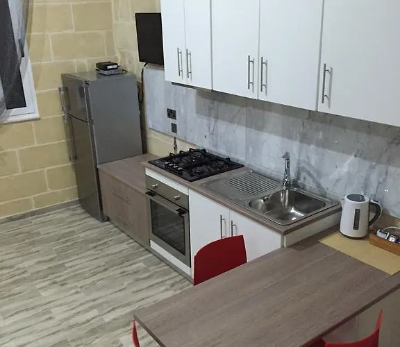 Apartments, Triq Il-kurcifiss, L-isla Senglea